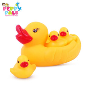 Squeezy Chu Chu Ducks, Duck Family, Bath Toy with Sound (Yellow, Set of 4)